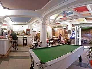Apartamentos Cana Rita 샌안토니오 0*,